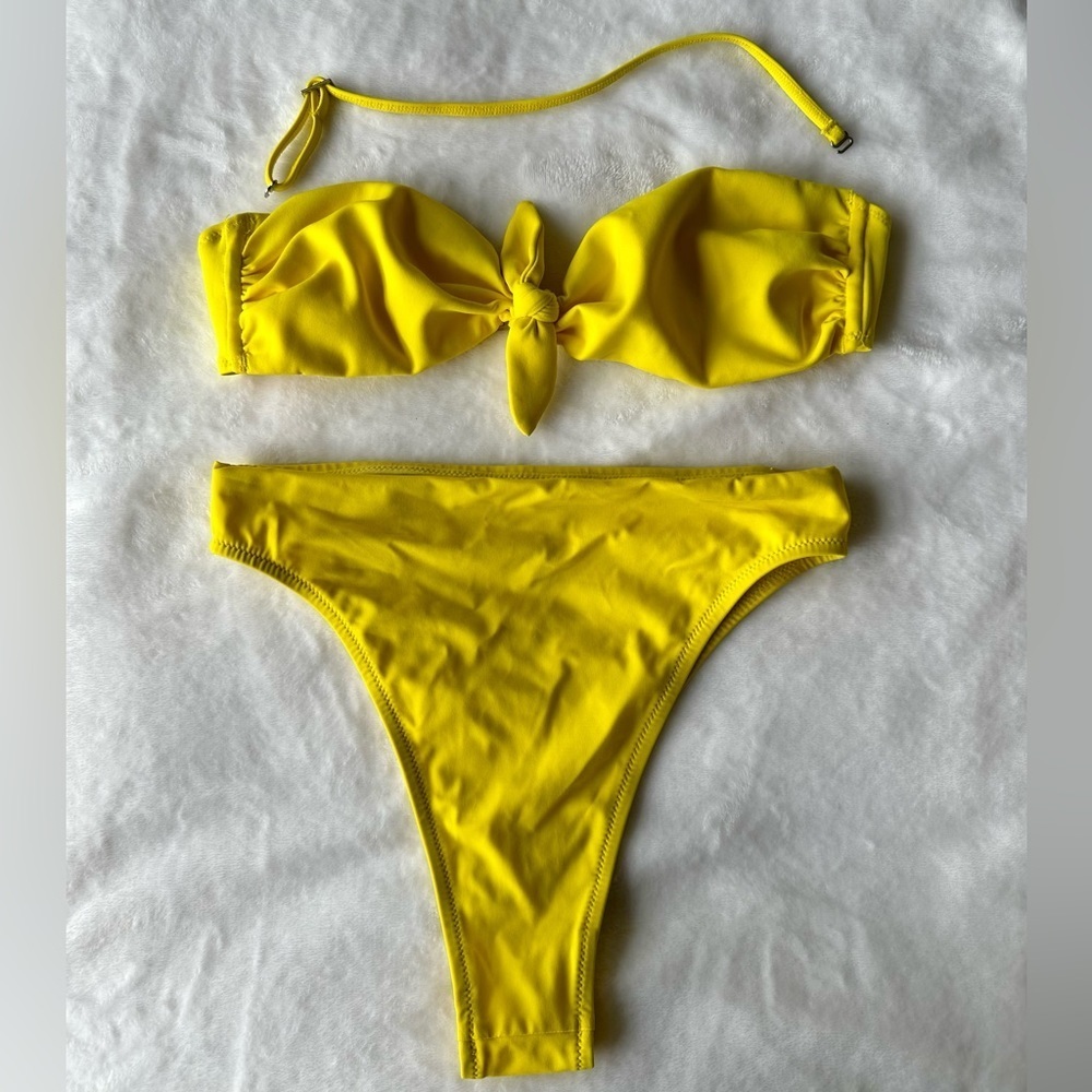 Revolve Bikini Set - Picture 4 of 7